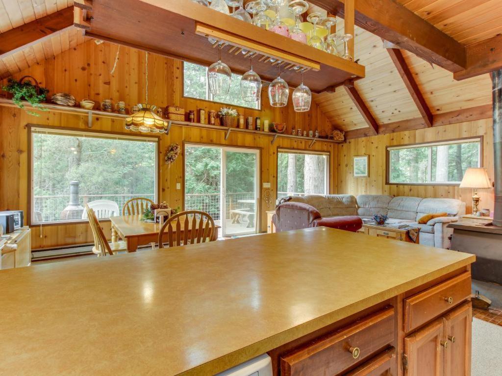 The Chalet On Lopez Islandale Экстерьер фото