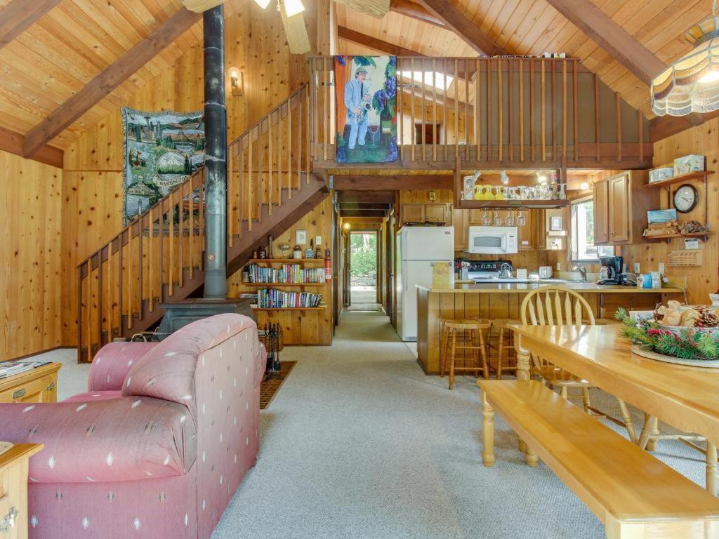 The Chalet On Lopez Islandale Экстерьер фото