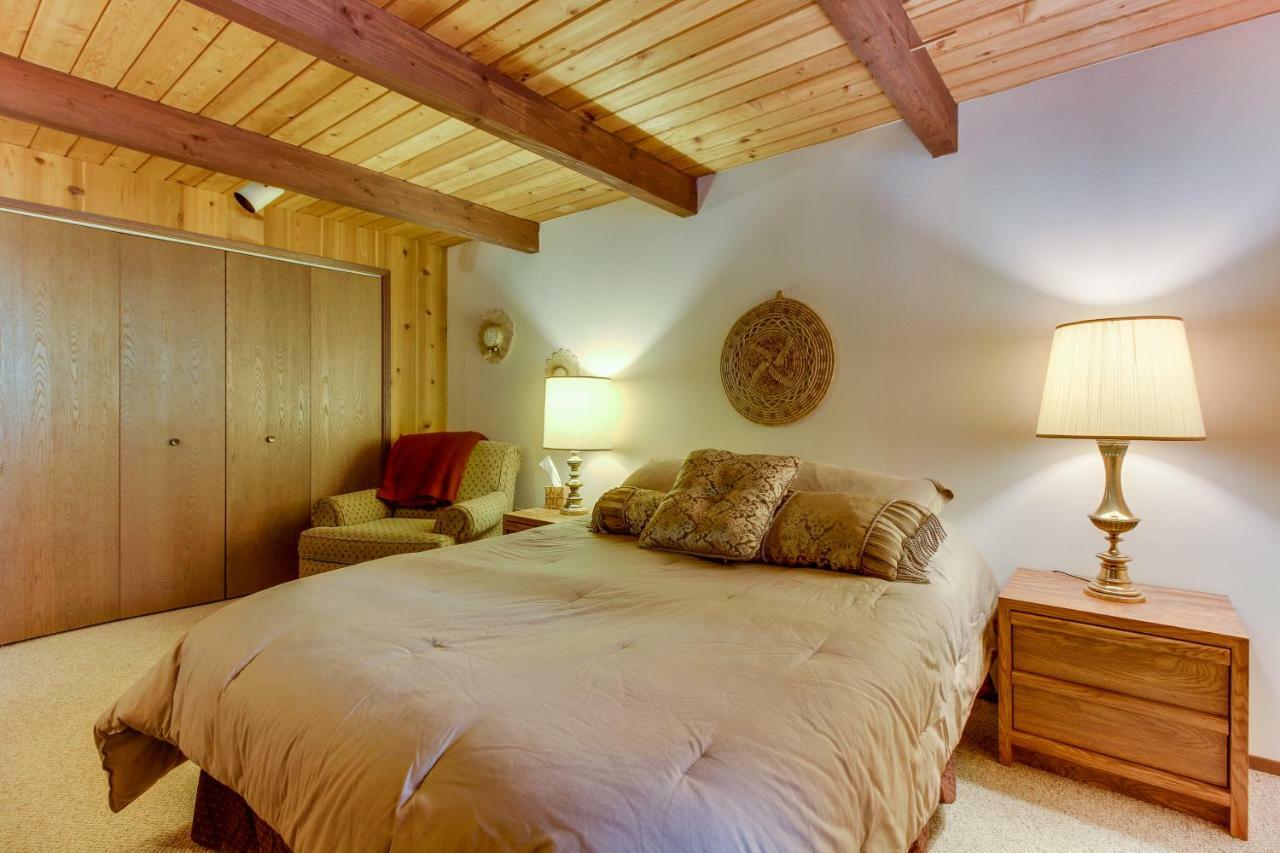 The Chalet On Lopez Islandale Экстерьер фото